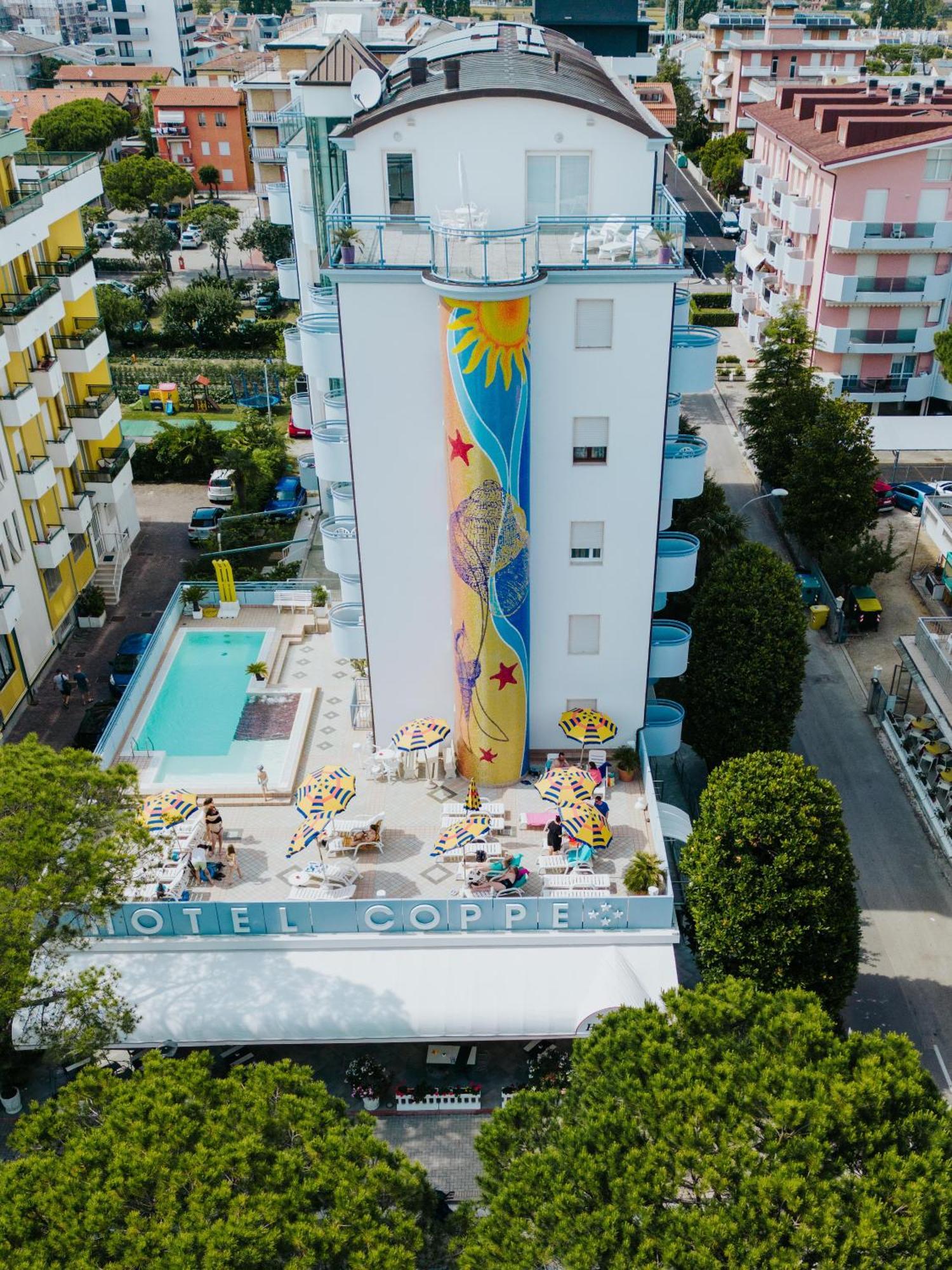 Hotel Coppe Jesolo Exteriör bild