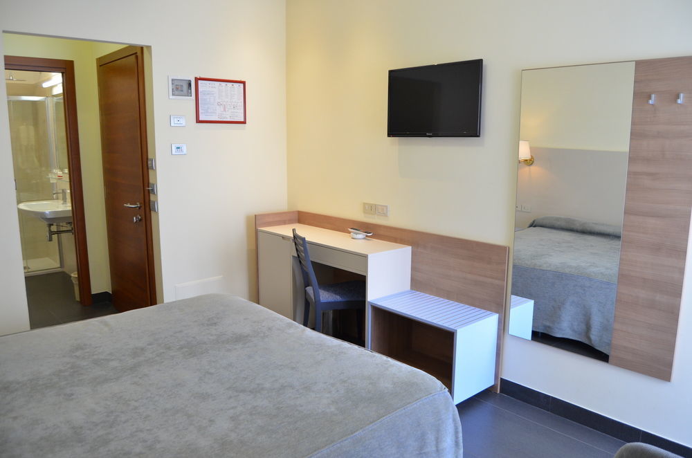 Hotel Coppe Jesolo Exteriör bild